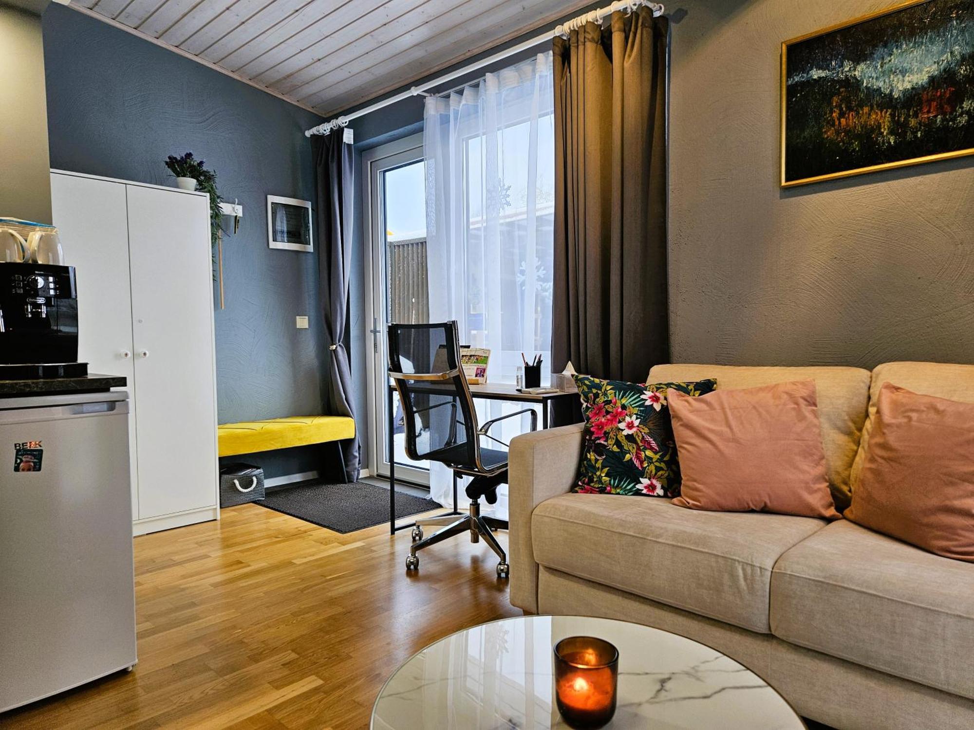 Tiny House, Kesk Loft Lägenhet Tartu Exteriör bild